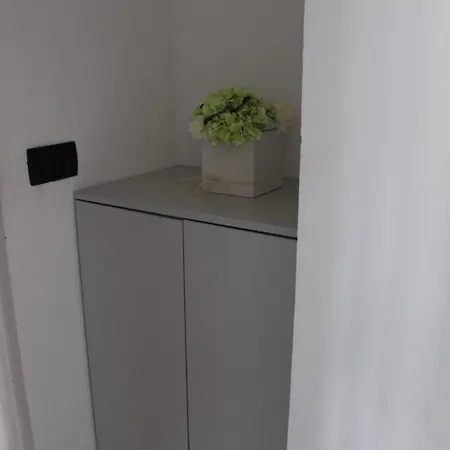 Klara Apartment *